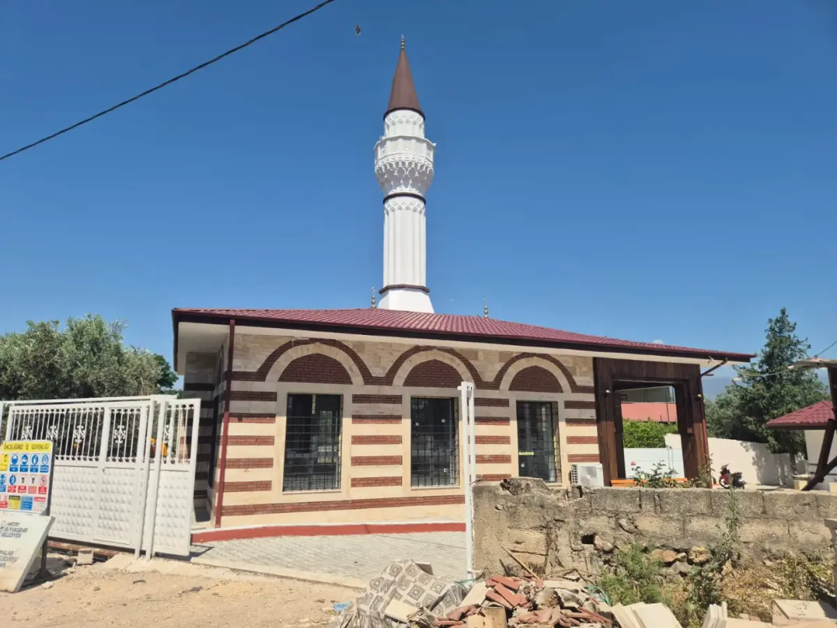 CAMİLER — KIRIKHAN İÇADA CAMİ