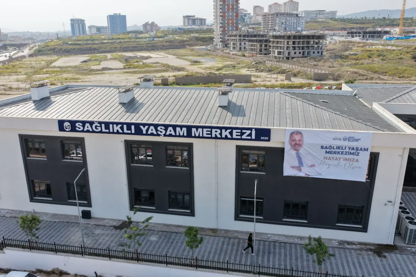 HBB’DEN HATAY’A ULUSLARARASI DAYANIŞMAYLA SAĞLIK MERKEZİ