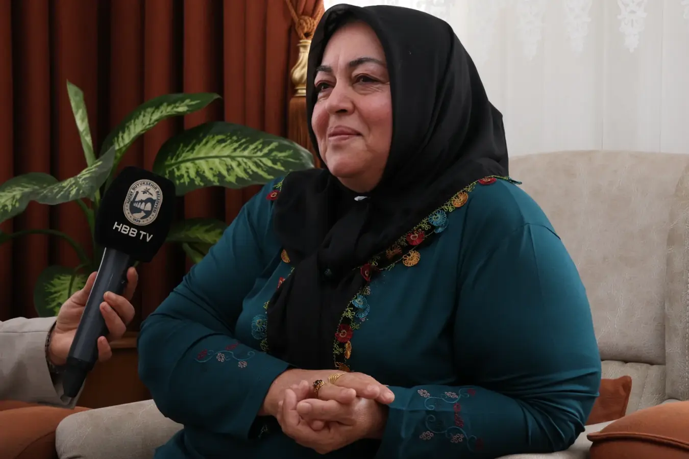 KIRIKHAN KARAMAĞARA’DA KÖY EVLERİ HAK SAHİPLERİNE TESLİM EDİLDİ