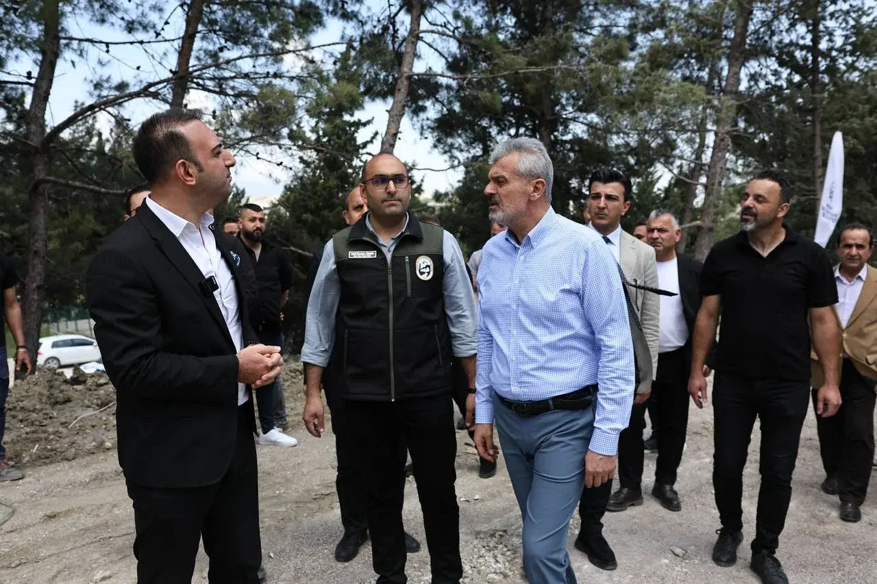 BAŞKAN ÖNTÜRK, DEFNE’DE YATIRIMLARI YERİNDE İNCELEDİ