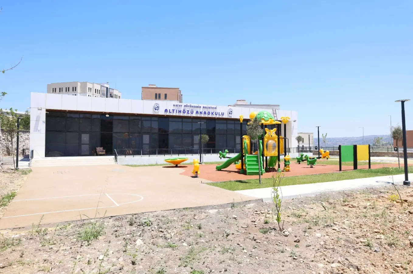 HBB ALTINÖZÜ ANAOKULU AÇILIŞ İÇİN GÜN SAYIYOR