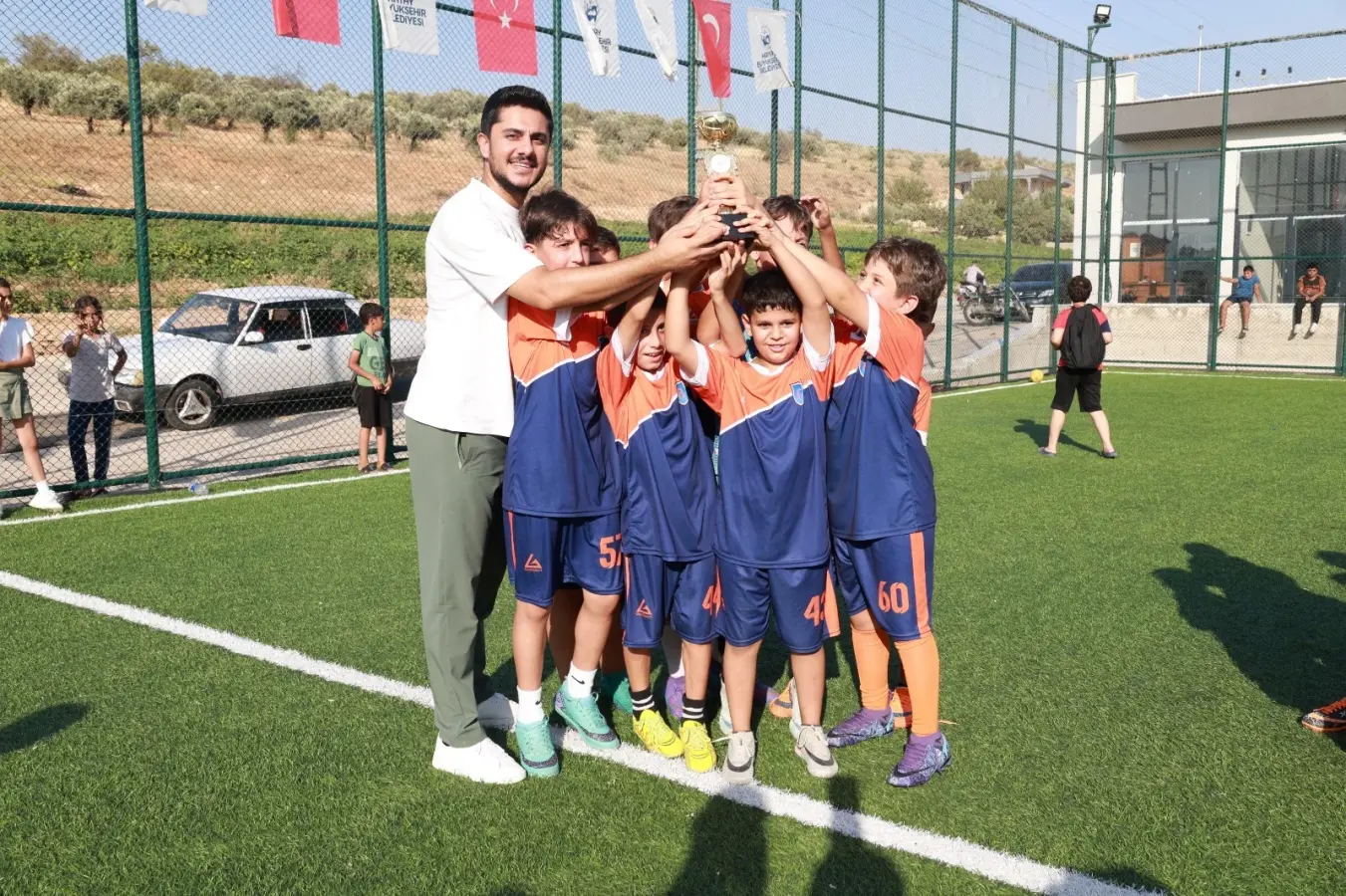 HBB’DEN REYHANLI’YA YENİ BİR HALI SAHA