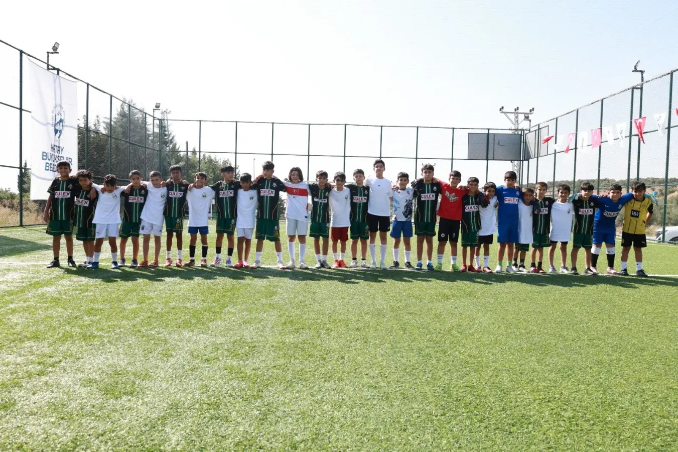 HBB’DEN REYHANLI’YA YENİ BİR HALI SAHA