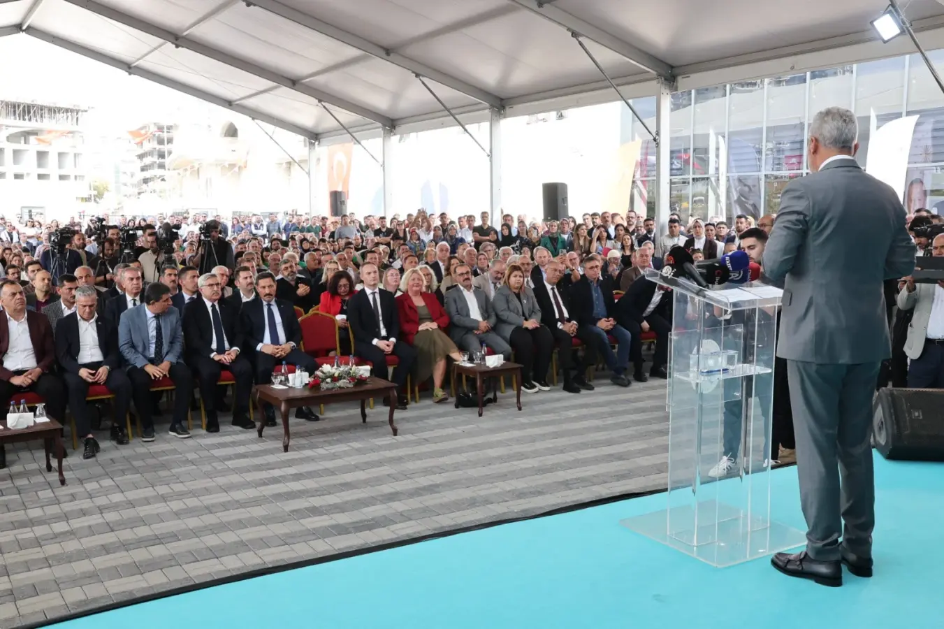 HBB’DEN HATAY’A ULUSLARARASI DAYANIŞMAYLA SAĞLIK MERKEZİ