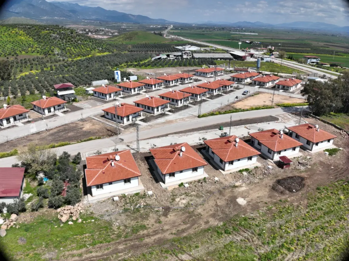 KÖY EVLERİ — GÜLTEPE-KARAMAĞARA-MAHMUTLU-NARLIHOPUR