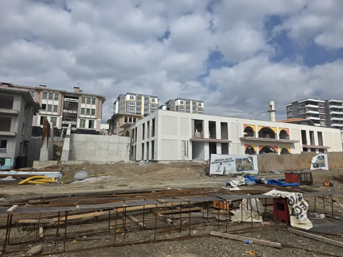 Eğitim ve Kültür Salonları — KIRIKHAN EĞİTİM VE KÜLTÜR TESİSİ