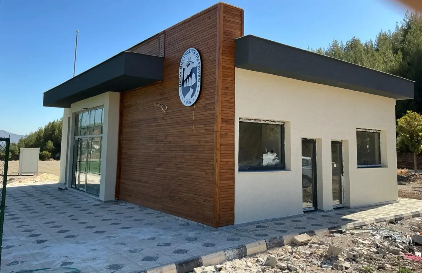 Halı Saha — ANTAKYA- DEFNE- DÖRTYOL- ERZİN- ALTINÖZÜ- SAMANDAĞ- BELEN- PAYAS- İSKENDERUN- KIRIKHAN- YAYLADAĞI- KUMLU- HASSA -ARSUZ -REYHANLI