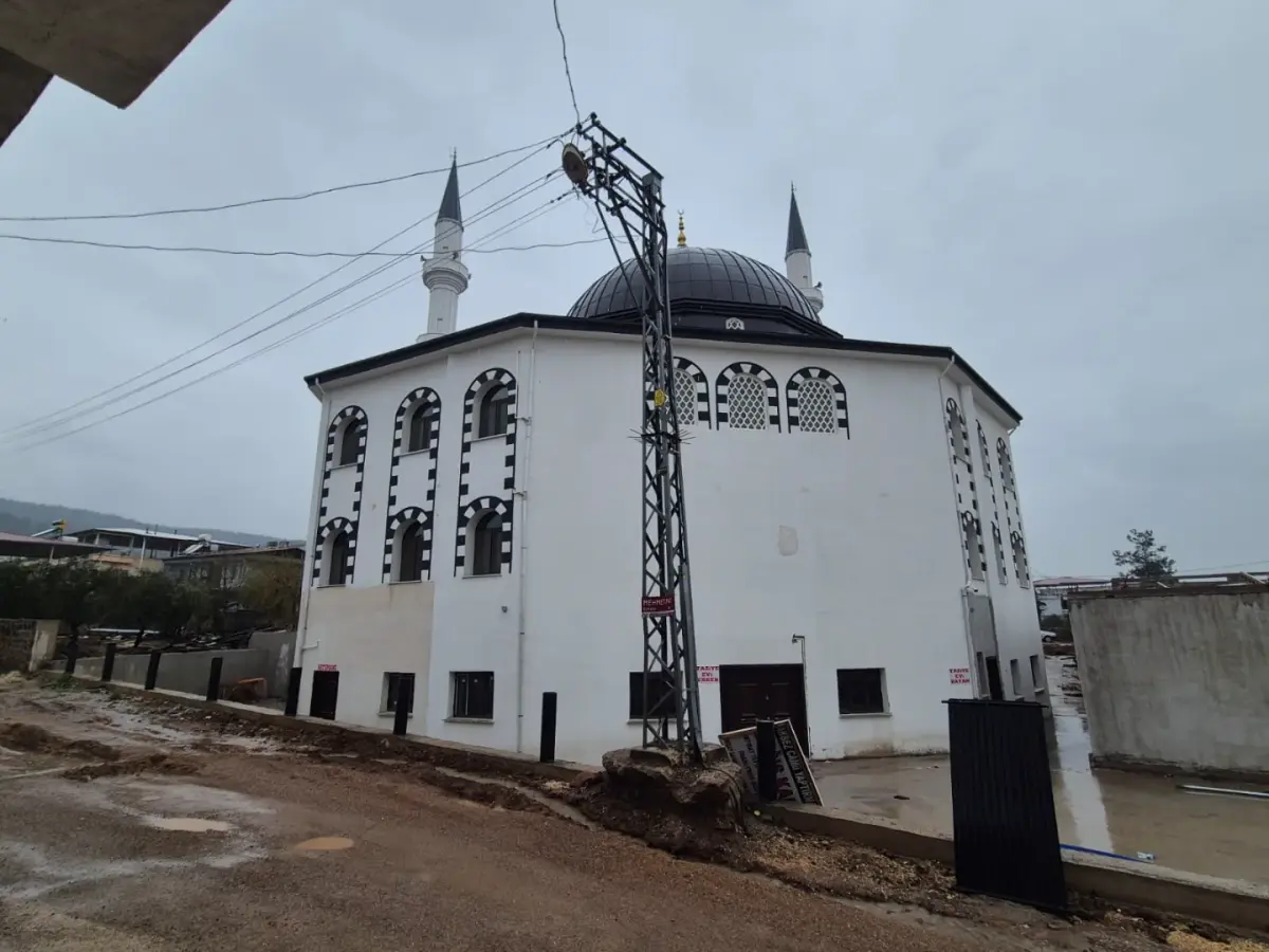 CAMİLER — HASSA FATİH CAMİ