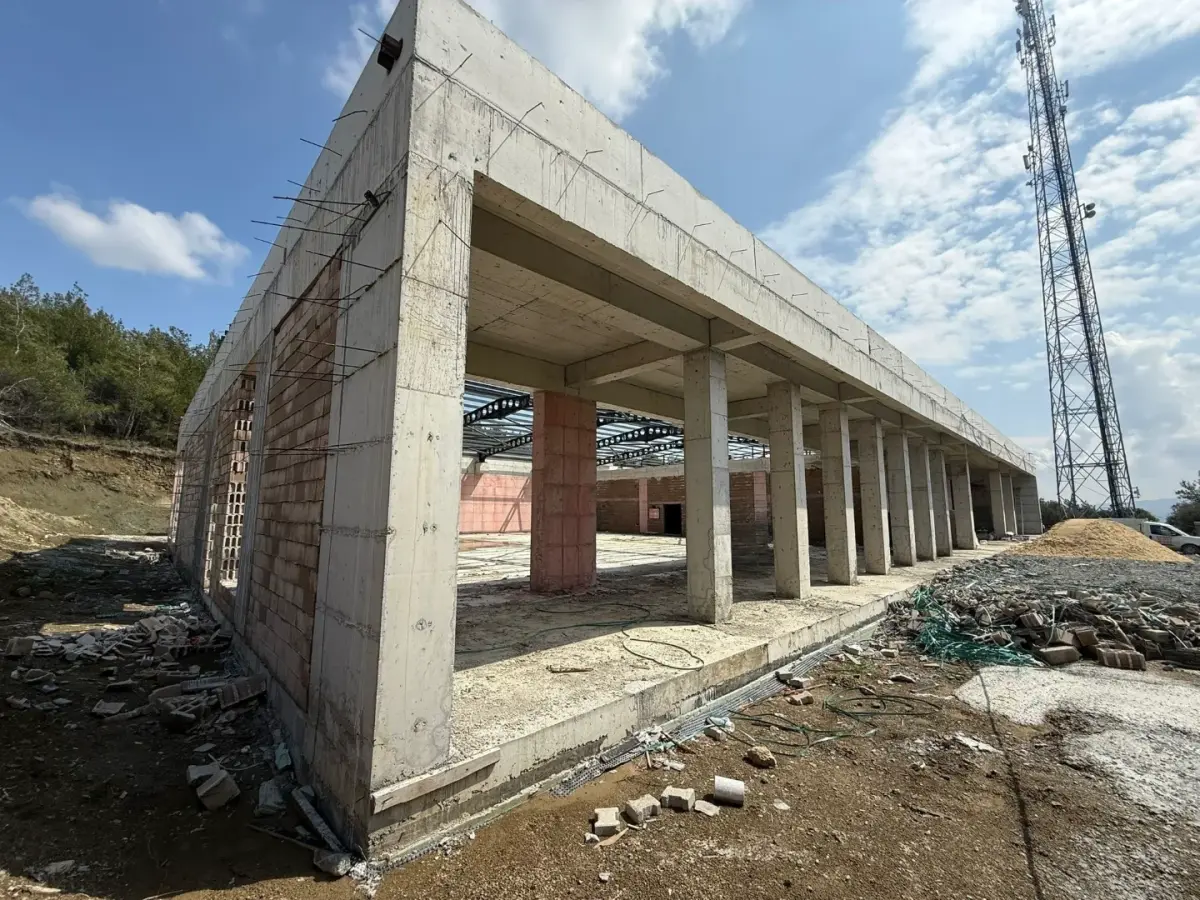 Çok Amaçlı Salon — KARLISU