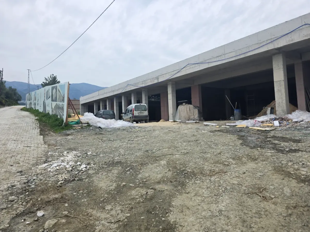 Çok Amaçlı Salon — KARLISU