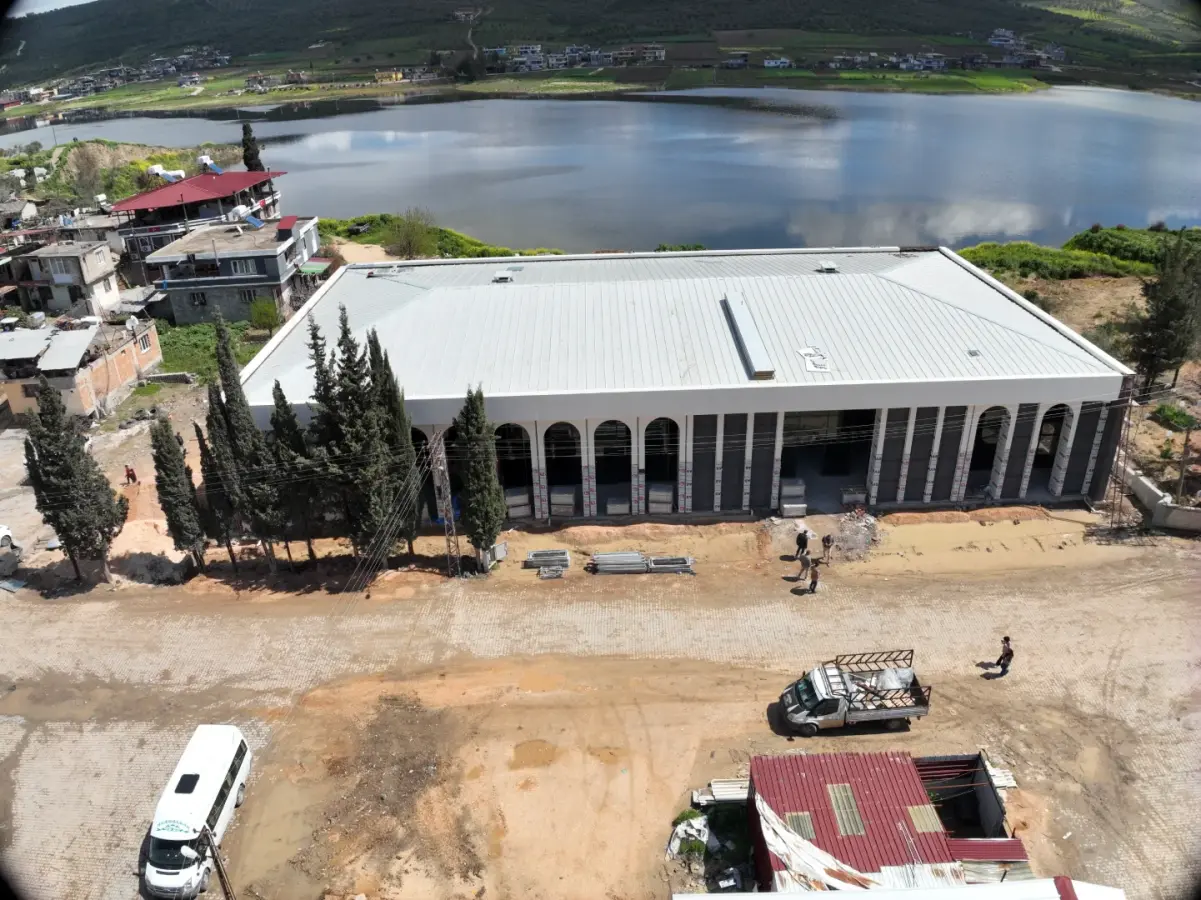 Çok Amaçlı Salon — TOPRAKHİSAR