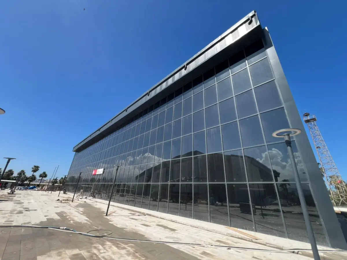 İskenderun Kapalı Spor Salonu ve Yarı Olimpik Yüzme Havuzu — İSKENDERUN