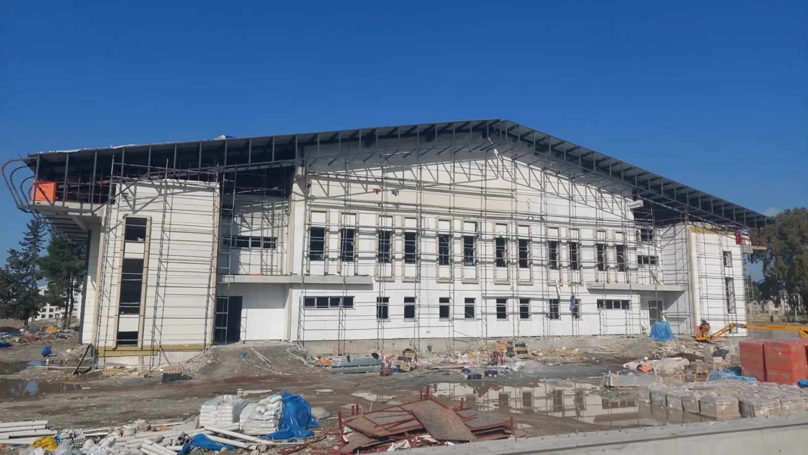 SPOR KOMPLEKSLERİ — DÖRTYOL