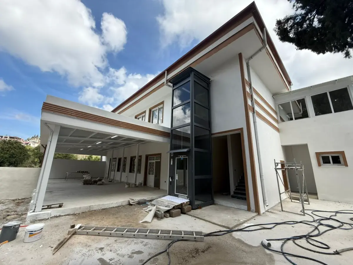 Modern Adak ve Taziye Evi — MIZRAKLI