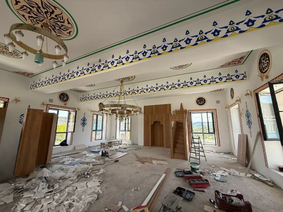 CAMİLER — ALTINÖZÜ AVUTTEPE CAMİ