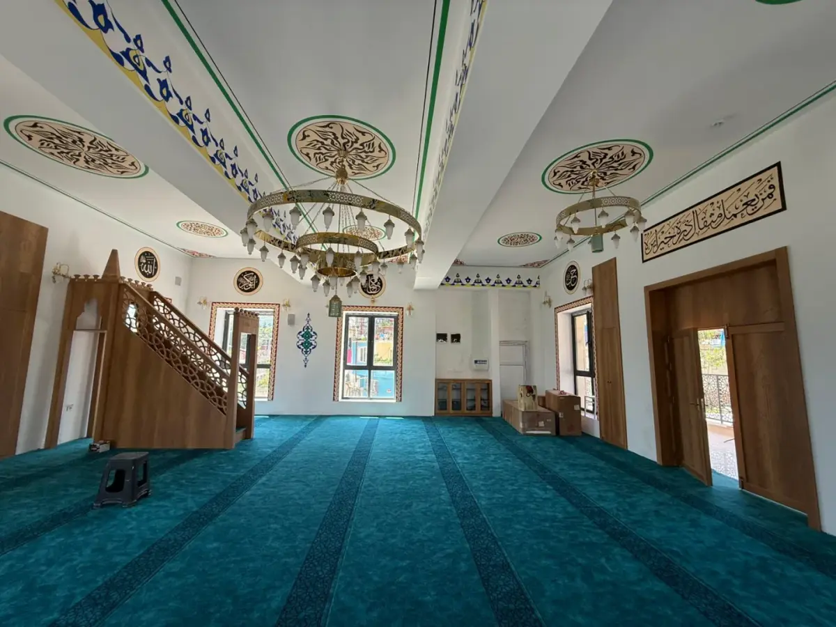 CAMİLER — ALTINÖZÜ AVUTTEPE CAMİ