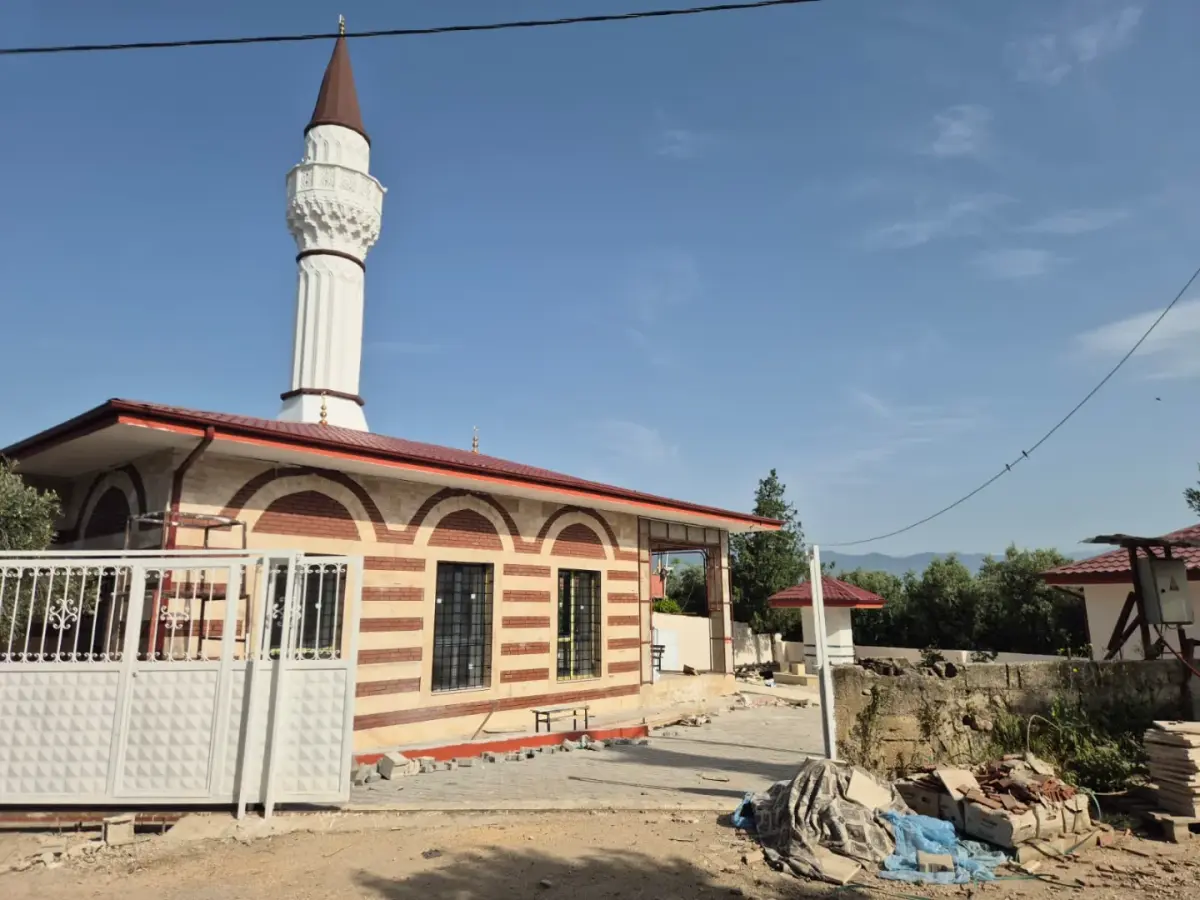 CAMİLER — KIRIKHAN İÇADA CAMİ