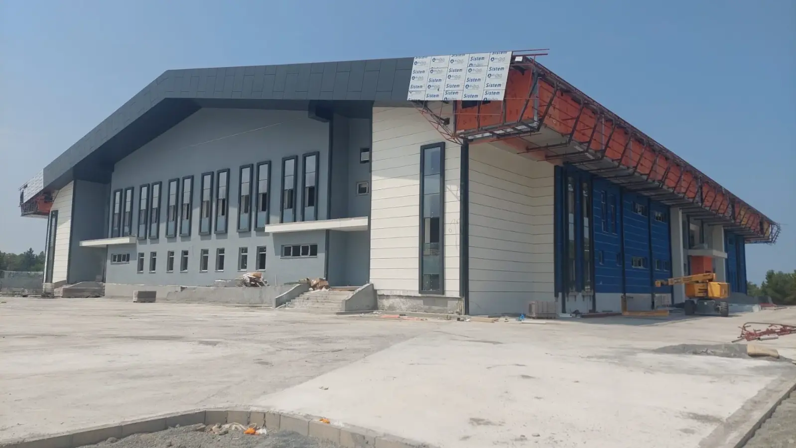 SPOR KOMPLEKSLERİ — DÖRTYOL