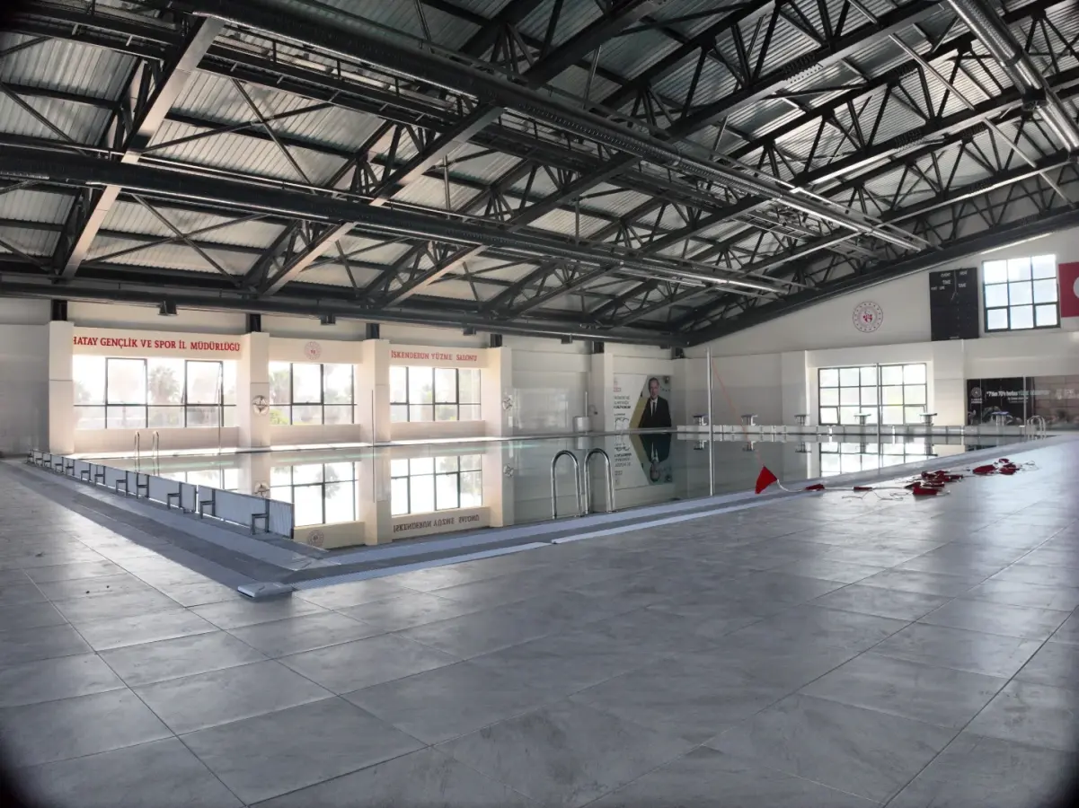 İskenderun Kapalı Spor Salonu ve Yarı Olimpik Yüzme Havuzu — İSKENDERUN