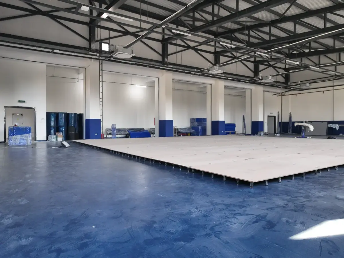 İskenderun Kapalı Spor Salonu ve Yarı Olimpik Yüzme Havuzu — İSKENDERUN