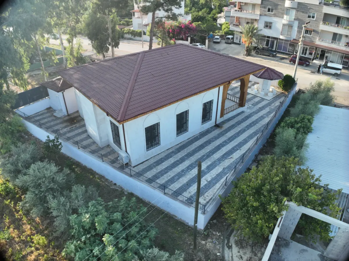 CAMİLER — ARSUZ GÖZCÜLER CAMİ