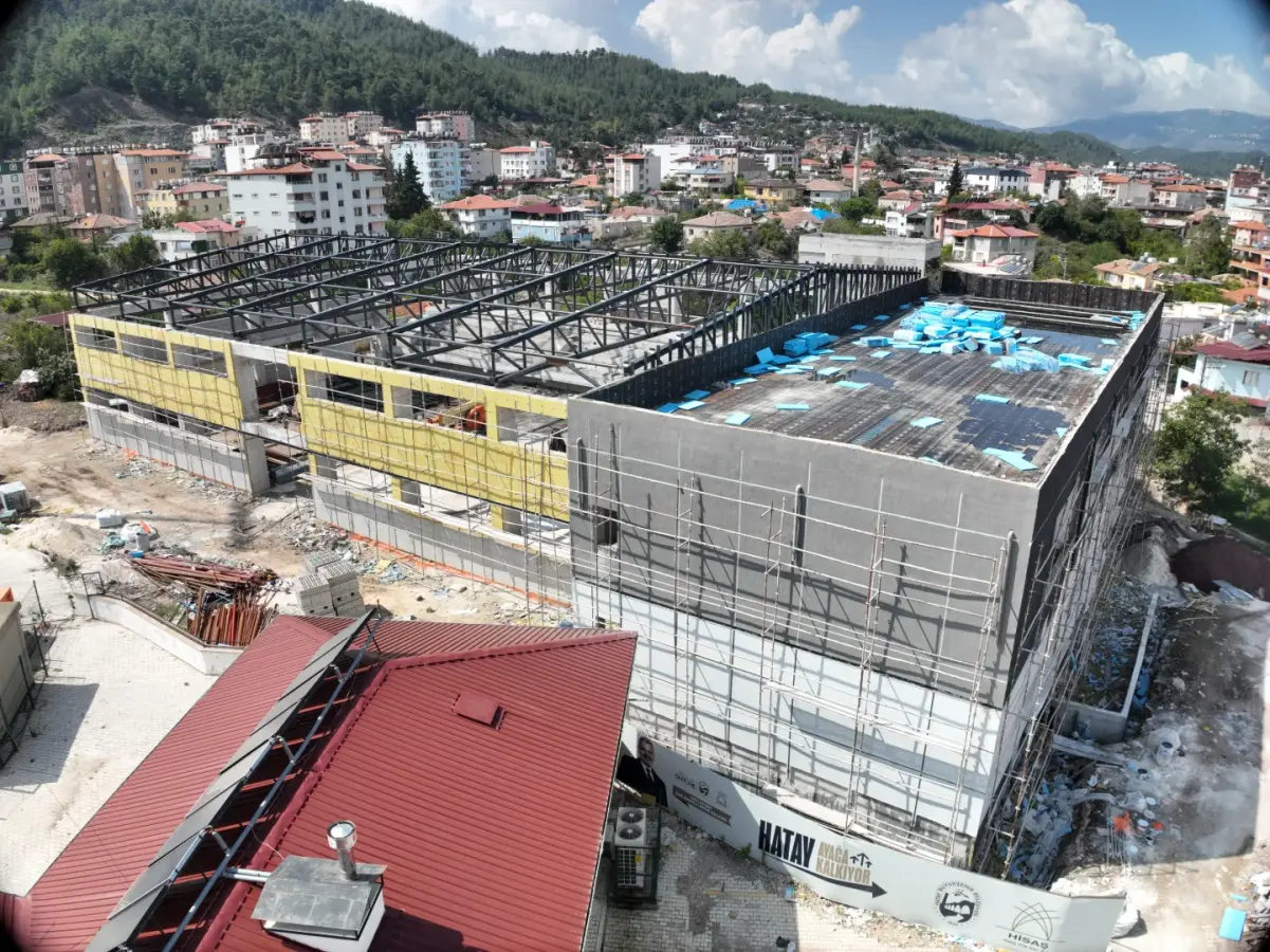 SPOR KOMPLEKSLERİ — YAYLADAĞI SPOR SALONU